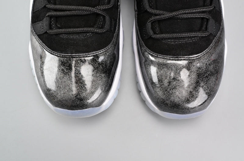 AIR JORDAN 11 RETRO LOW BG (GS) "BARON" womens 528896-010