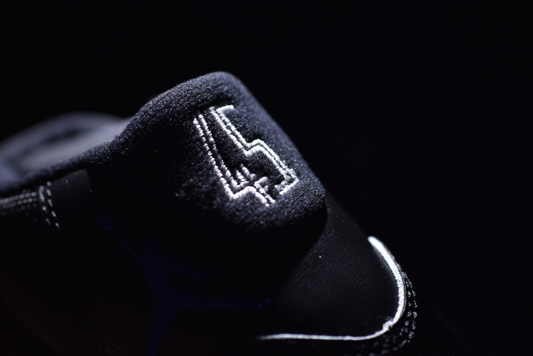 AIR JORDAN 11 RETRO "SPACE JAM 2016 RELEASE" 378037-003