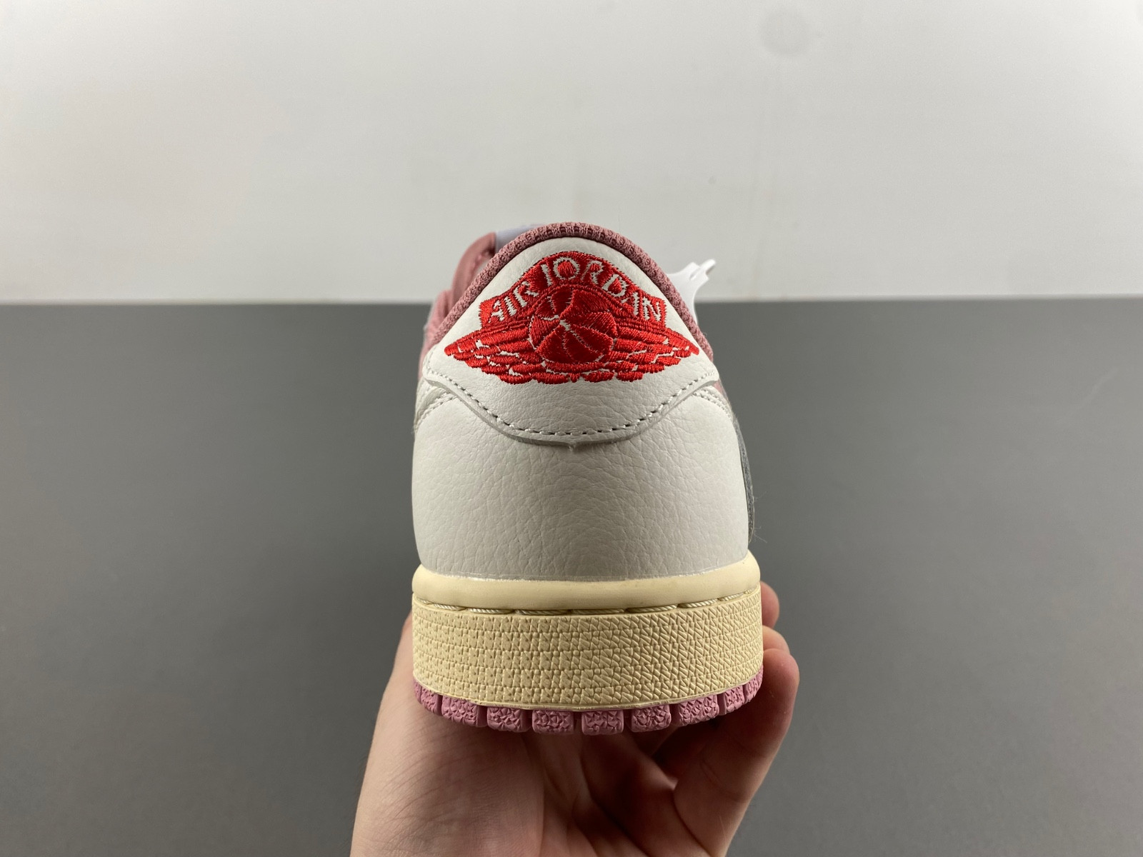 Air Jordan 1 Low Travis Scott DM7866-600