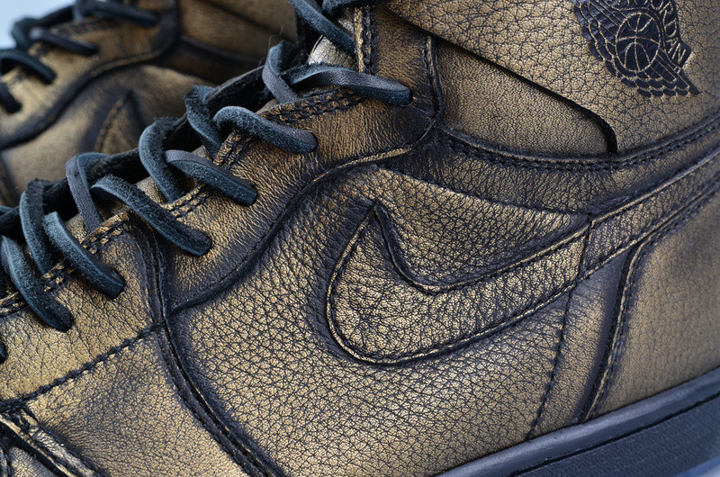 Air Jordan 1 Ret High OG Wings Mens AA2887-035