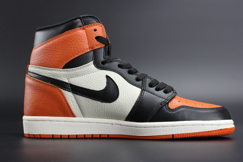 AIR JORDAN 1 RETRO HIGH OG “SHATTERED BACKBOARD”555088-005