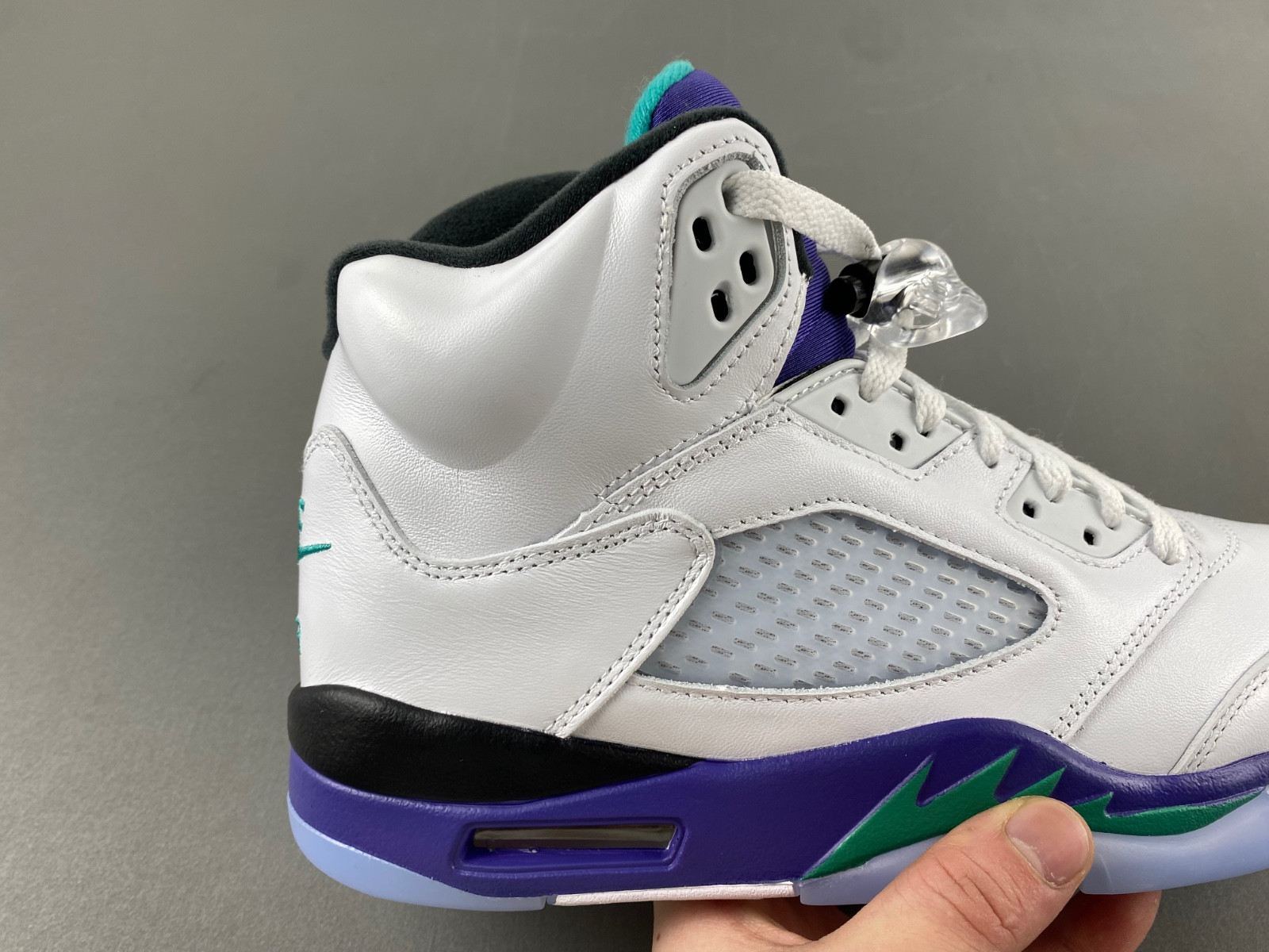 Air Jordan 5 OG “Grape” HQ7978-100