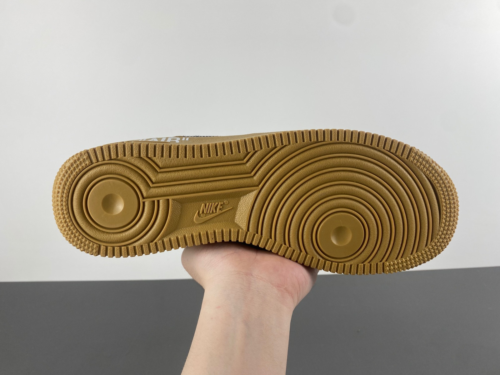 OFF White x Nike Air Force 1 AO4297-800