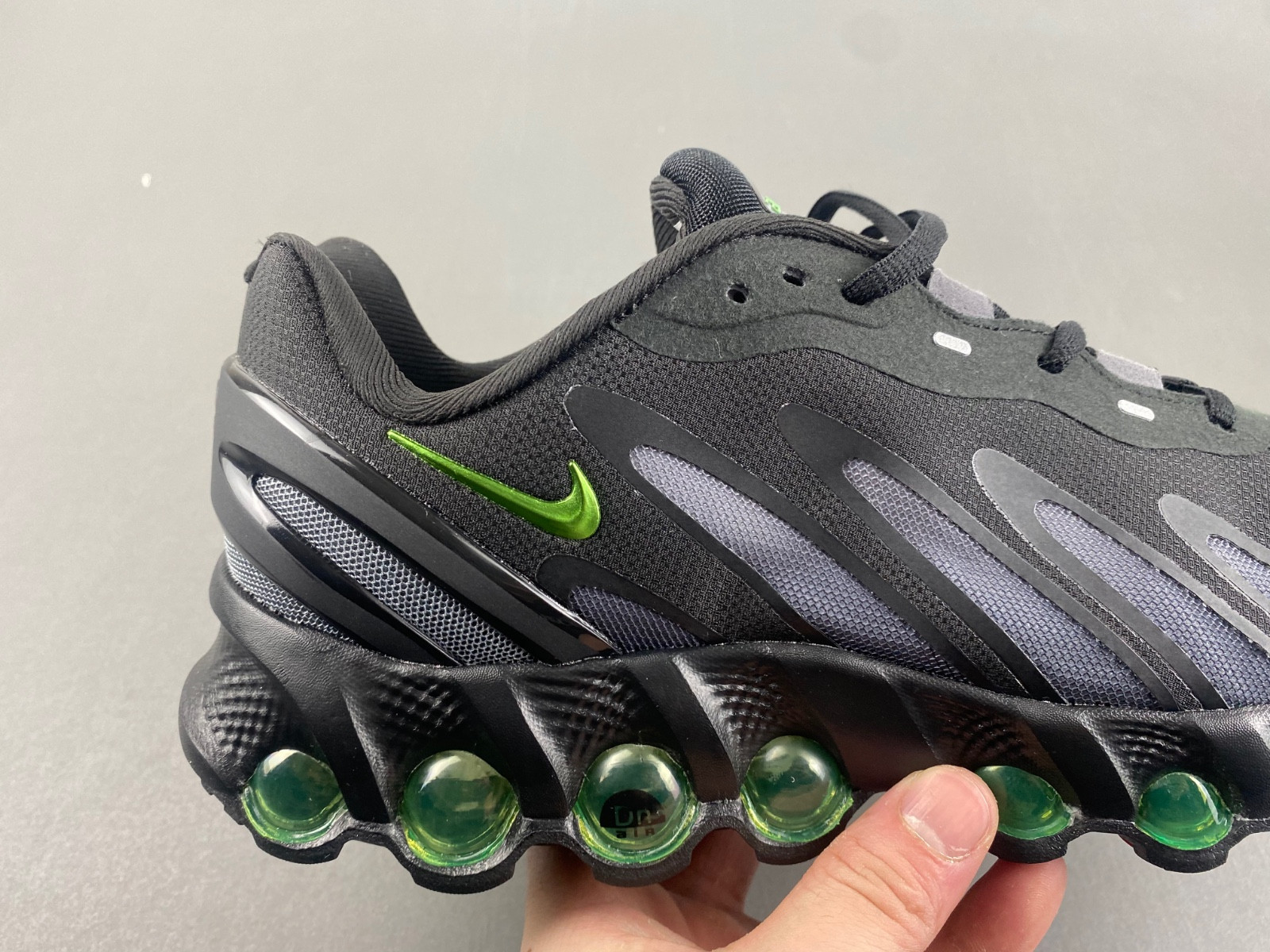 Nike Air Max Dn8 Black FQ7860-006