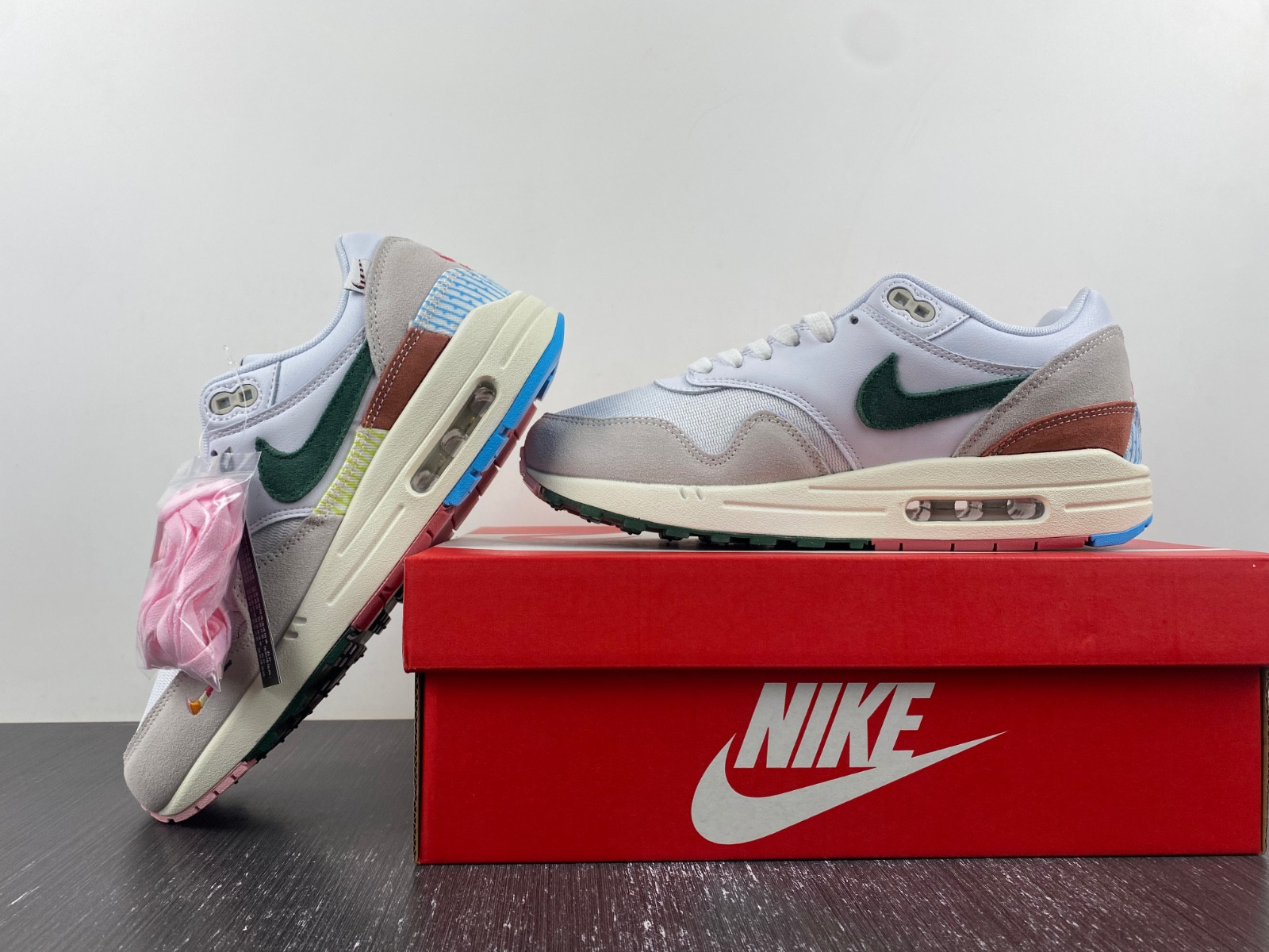 Nike Air Max 1 WMNS “All Petals United” FQ0256-131