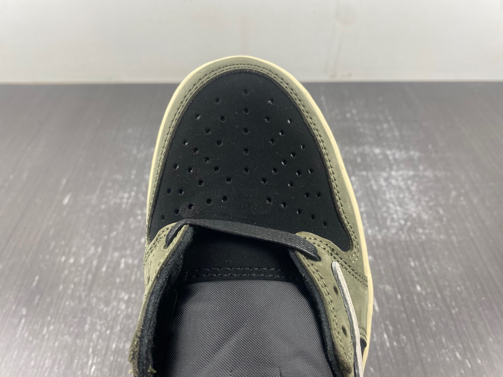 Travis Scott x Air Jordan 1 Low OG DM7866-002