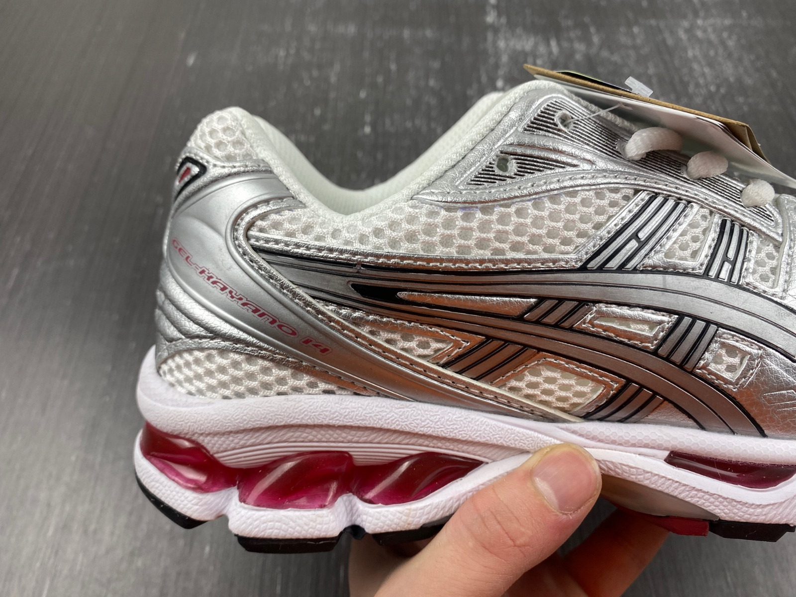 As*ic*s gel-kayano 14 1201a019-104