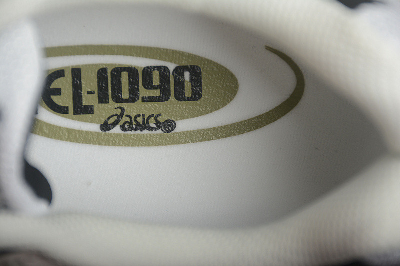 As*ic*s gel-1090 1203a243-028