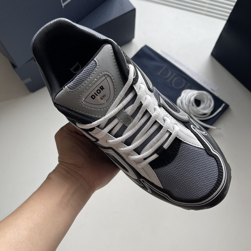 DR B30 Sneaker