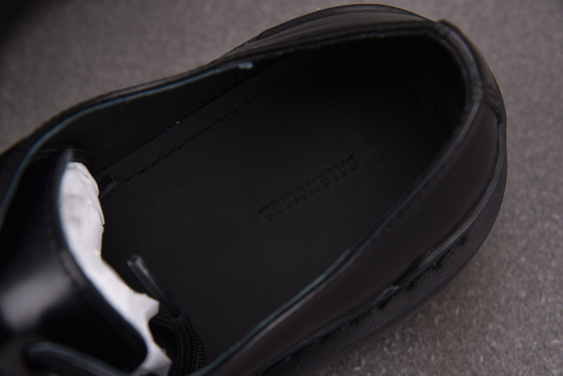 Ba*len*cia*ga hummer