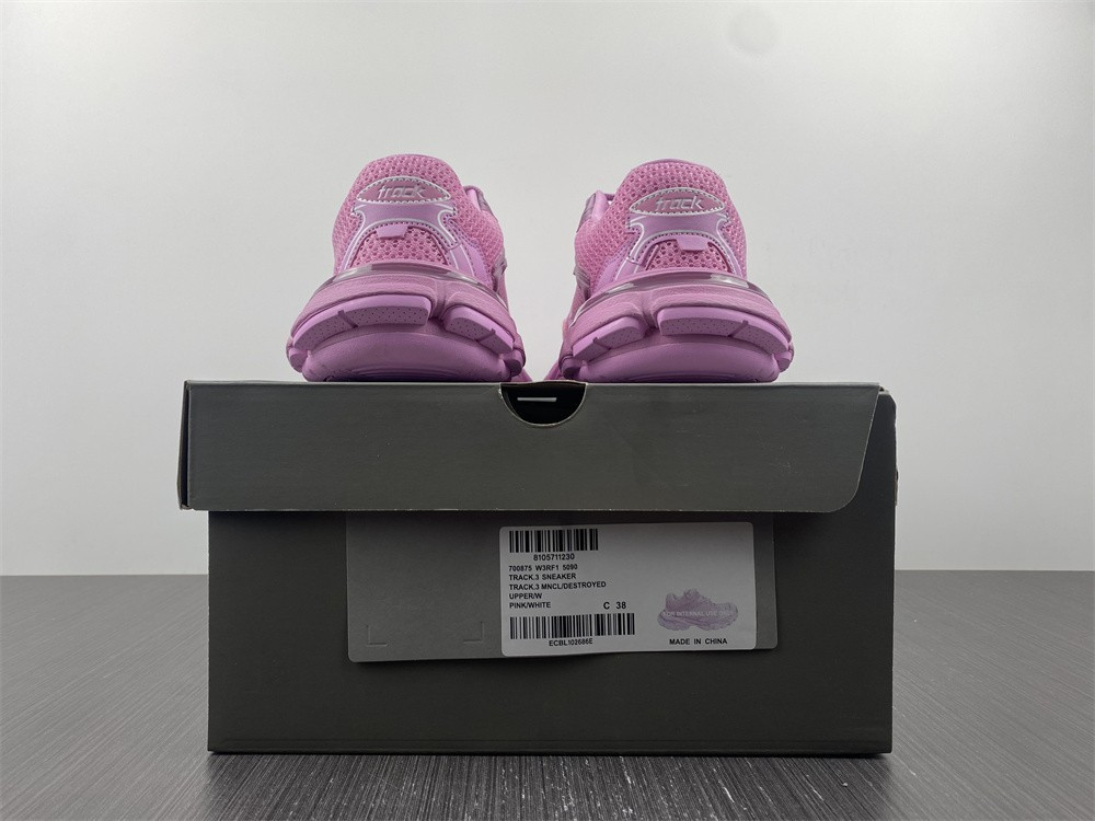 Ba*len*cia*ga track.3 sneaker in pink 700873w3rf15090