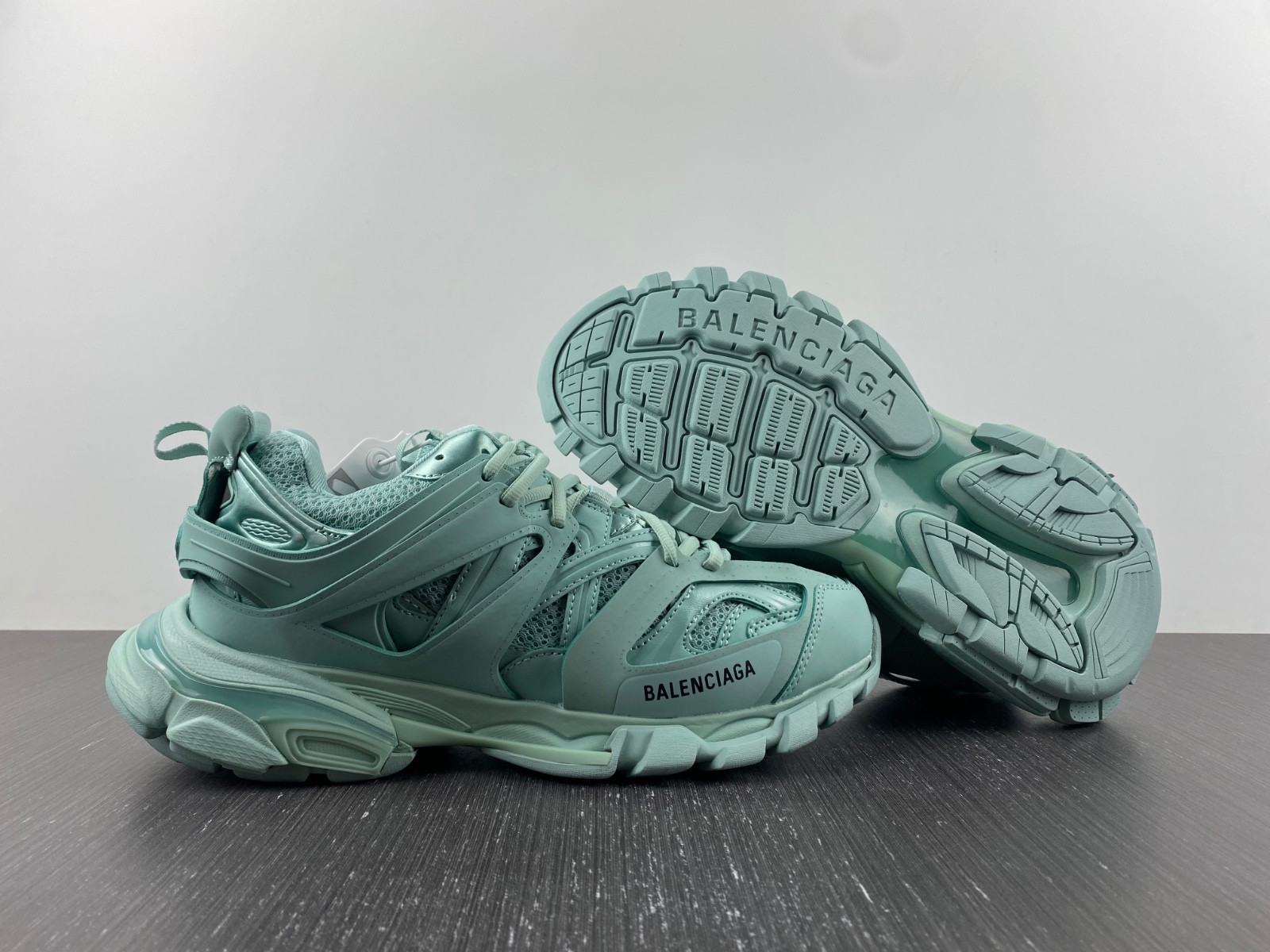 Ba*len*cia*ga track 542023 w2la2 4010