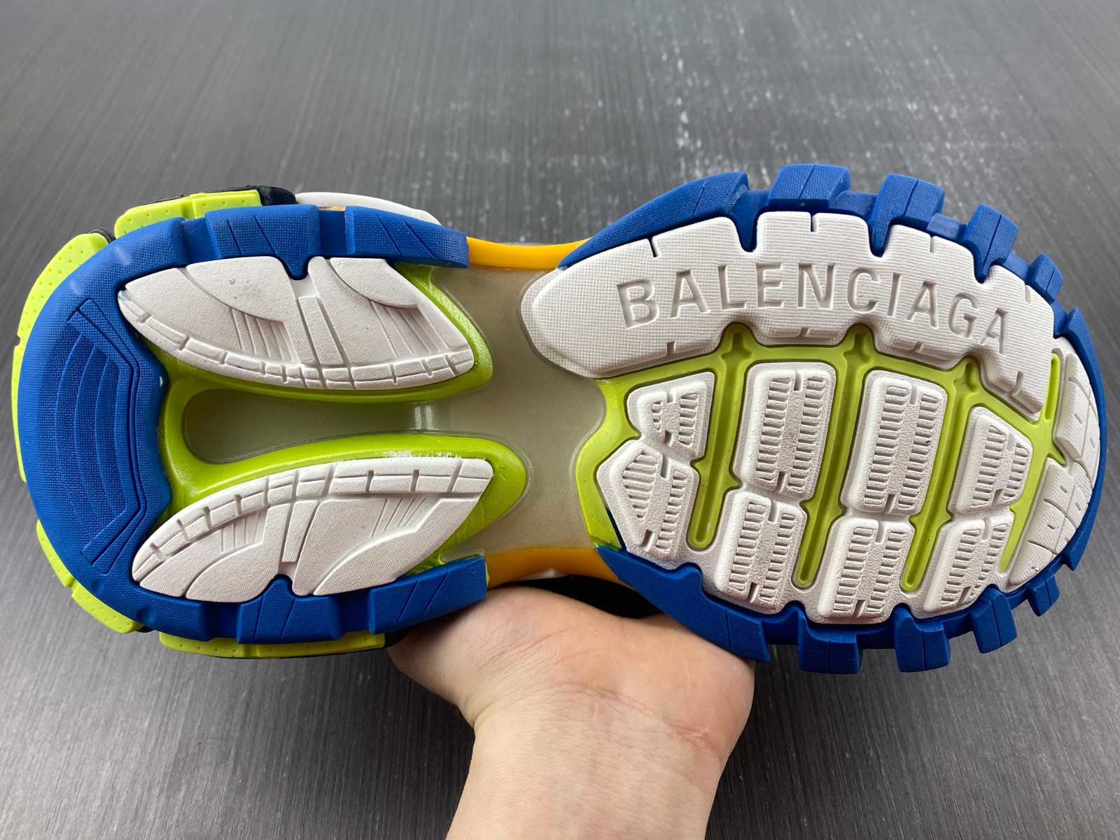 Ba*len*cia*ga track 542023 w2f5a b123