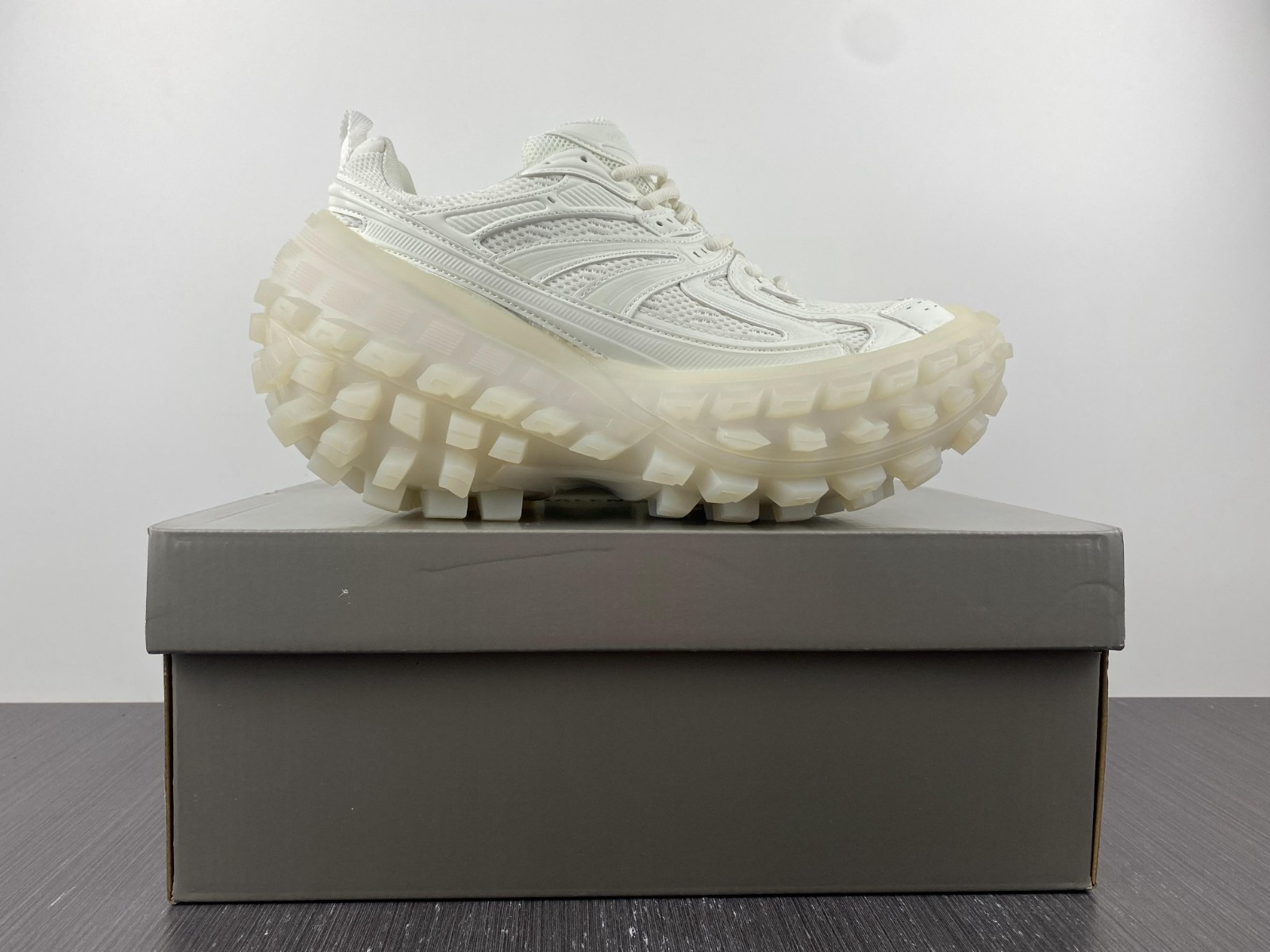 Ba*len*cia*ga blc0824