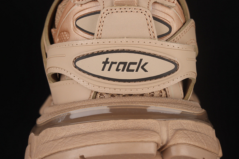 Ba*len*cia*ga track w1gb12156