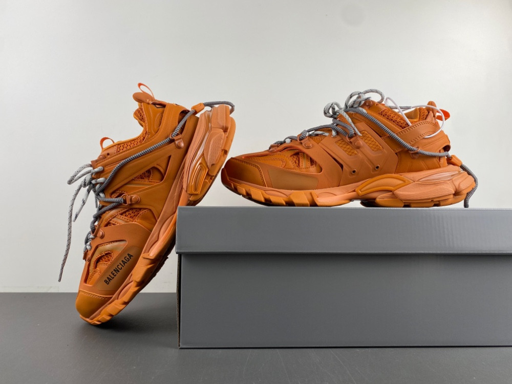 Balenciaga track 800592 WTRHK 7000