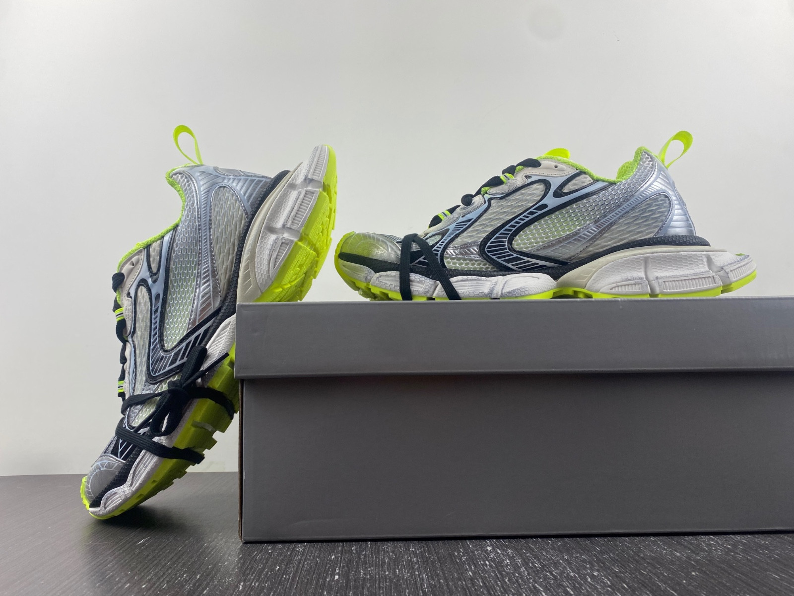 Ba*len*cia*ga 3xl 734734 w3xl6 9031