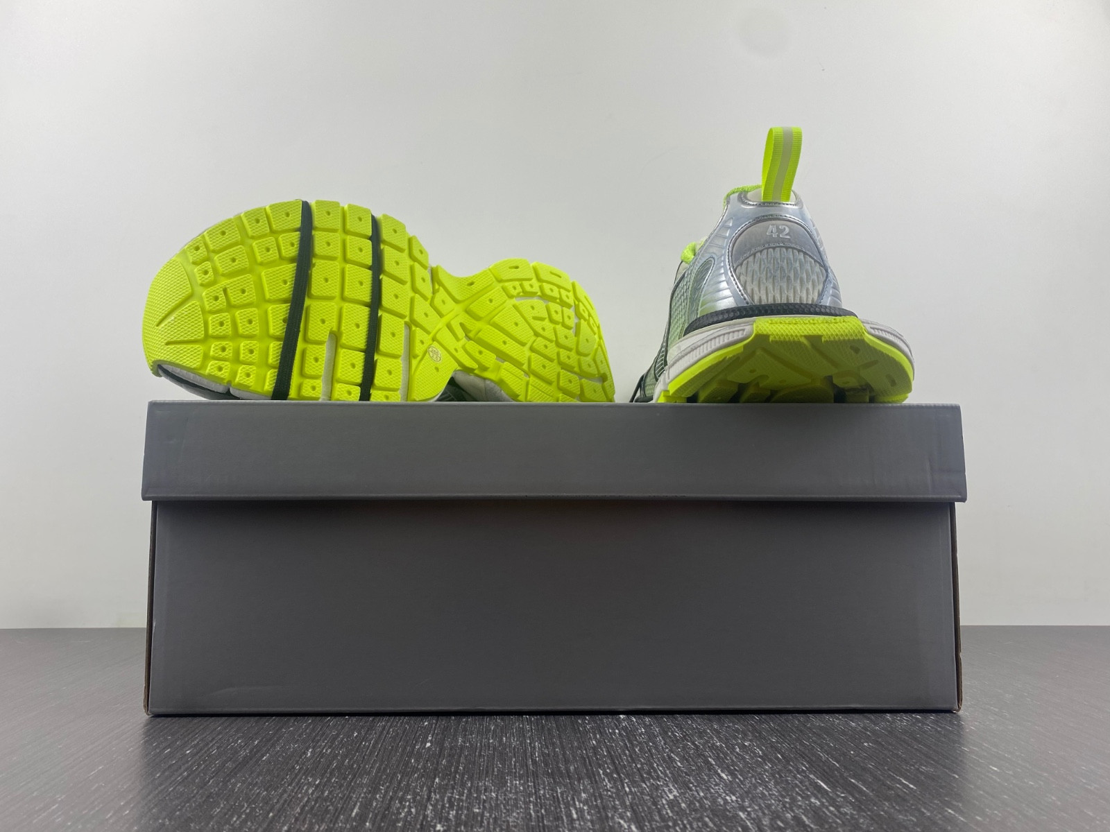 Ba*len*cia*ga 3xl 734734 w3xl6 9031