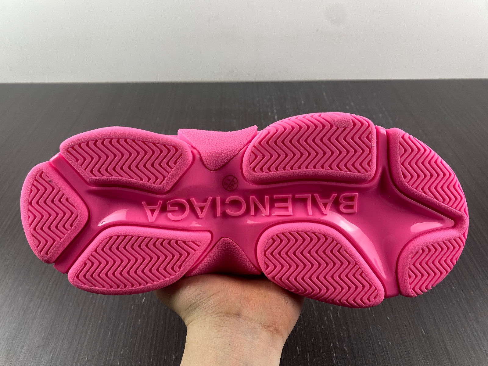 Ba*len*cia*ga triple s 712764 w2zb6 5590