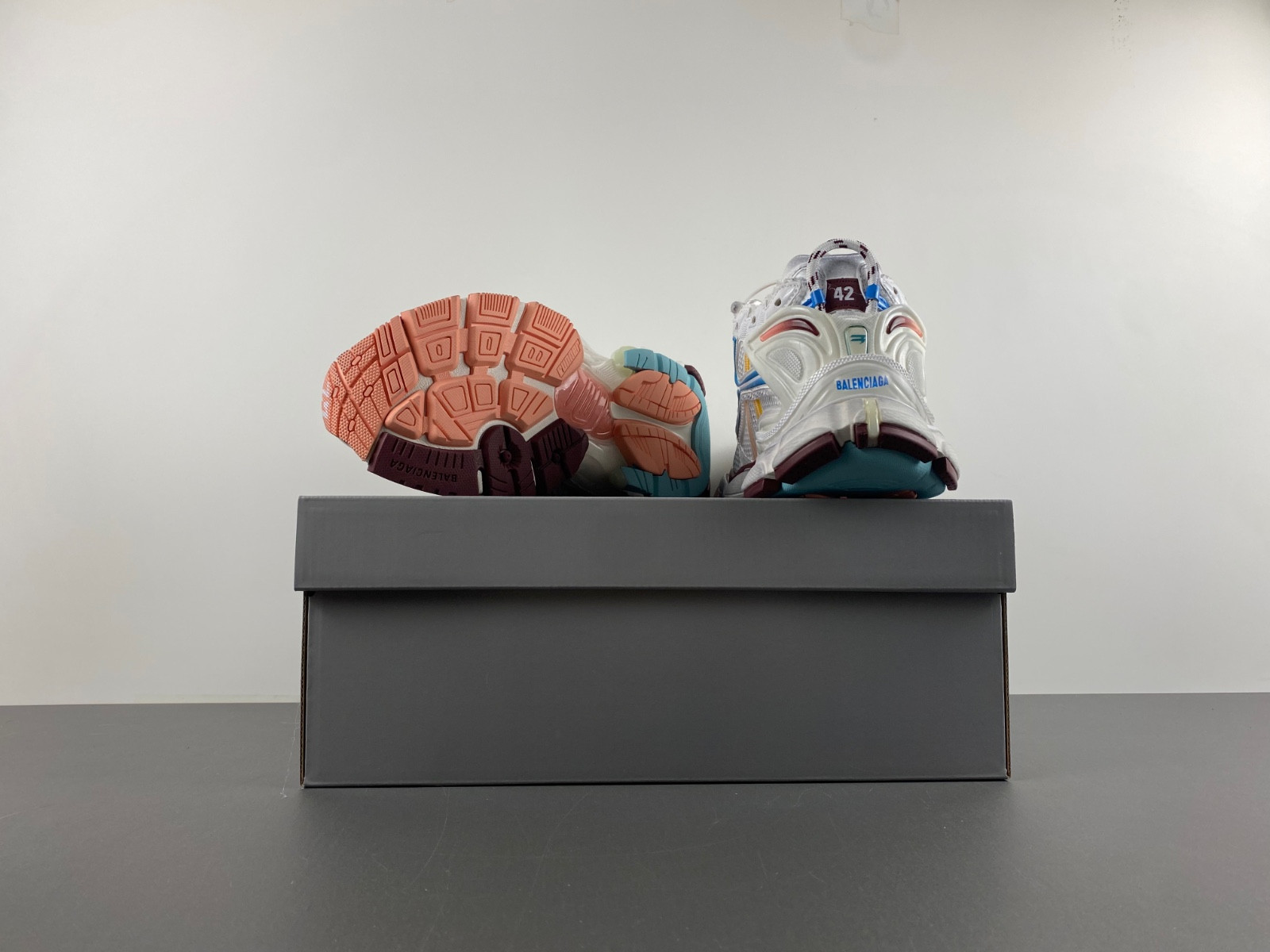 Ba*len*cia*ga runner 772774-w3rny-0326