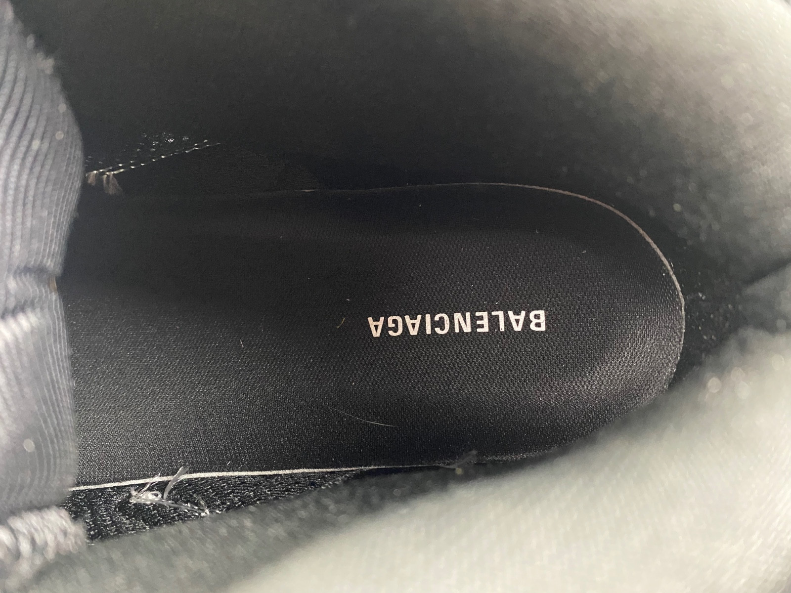 Ba*len*cia*ga runner 695764 w3rh2 9010