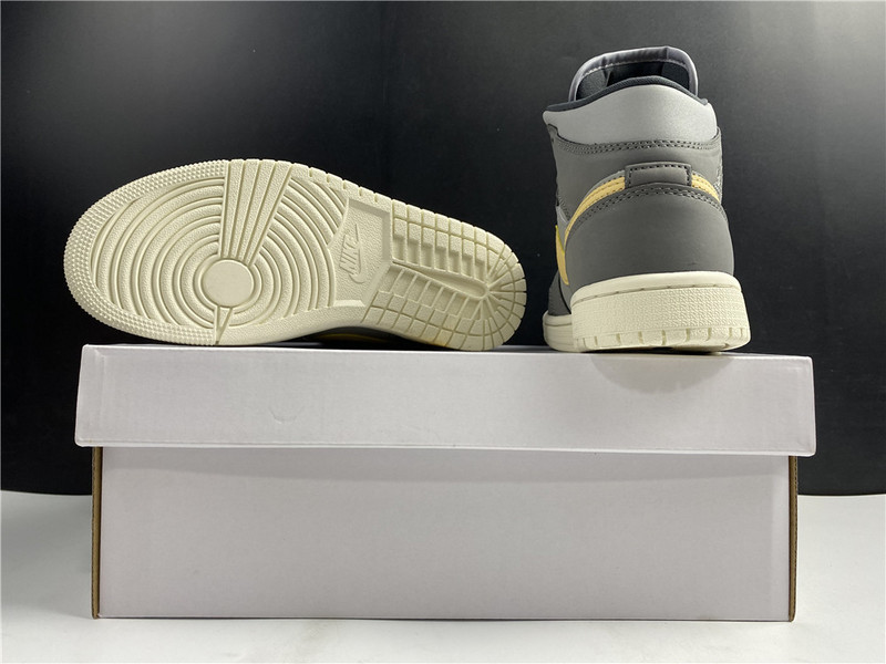 Air Jordan 1 Mid Grey Onyx (W) BQ6472-020