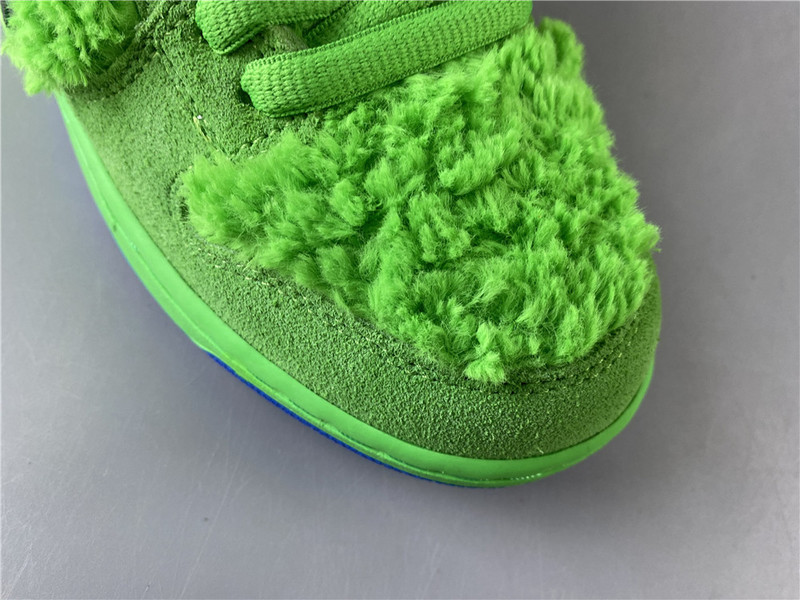 Grateful Dead x Nike SB Dunk Low