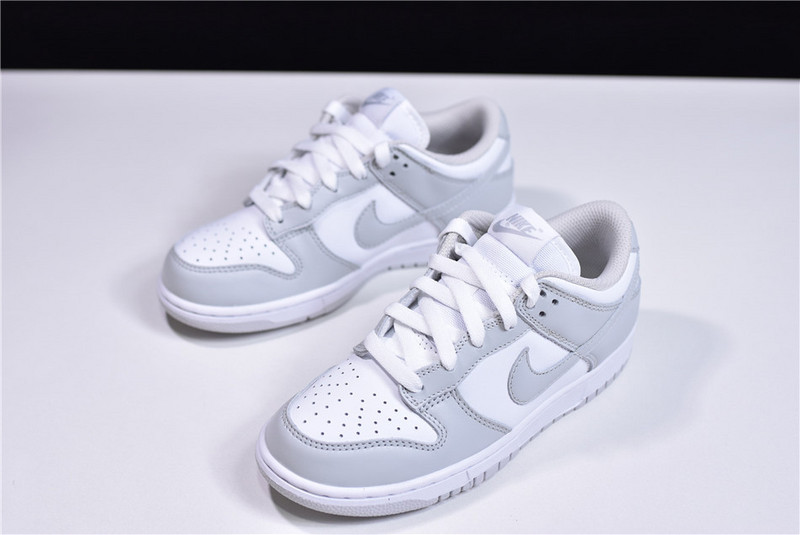 Nike Dunk Low WMNS “Photon Dust” CU1726-201