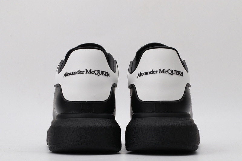 MQ Sneakers