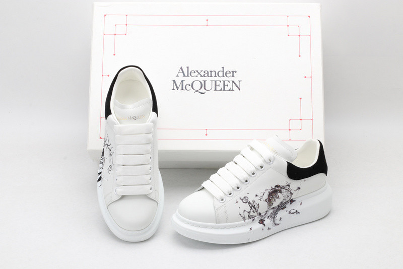 MQ Sneakers