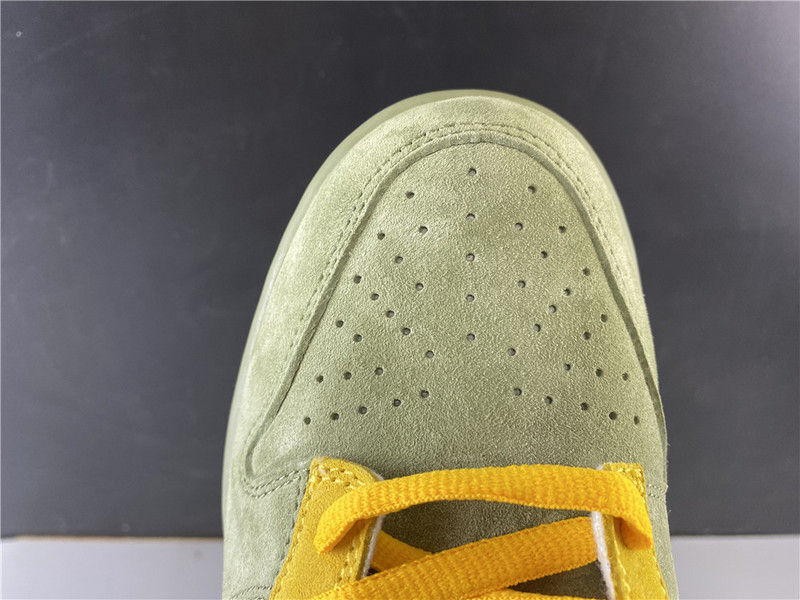 Nike SB Dunk Low Premium