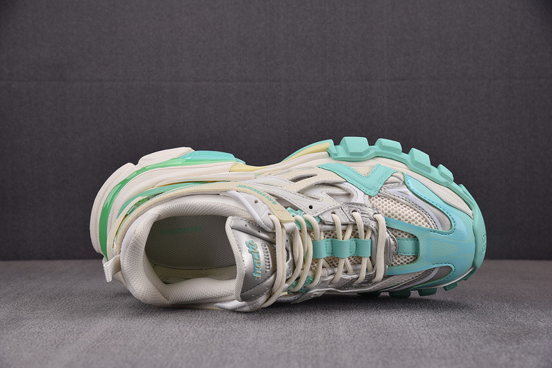 BLCG Track 2.0 568614-W3AE2-3911