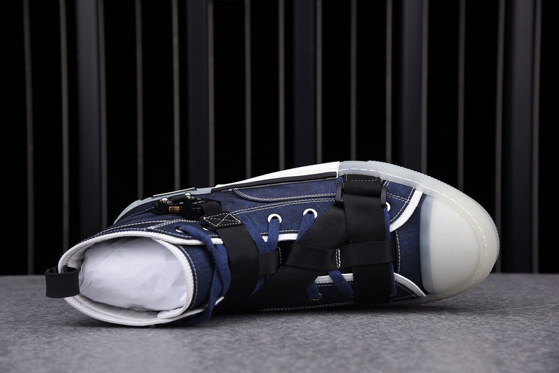 DR B23 High Top Sneaker