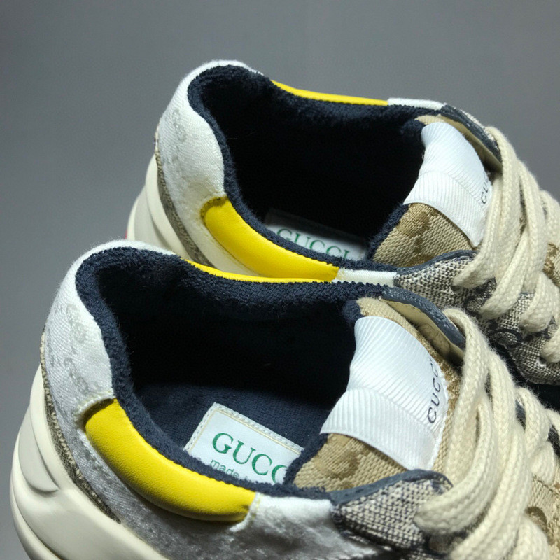 GC Sneakers