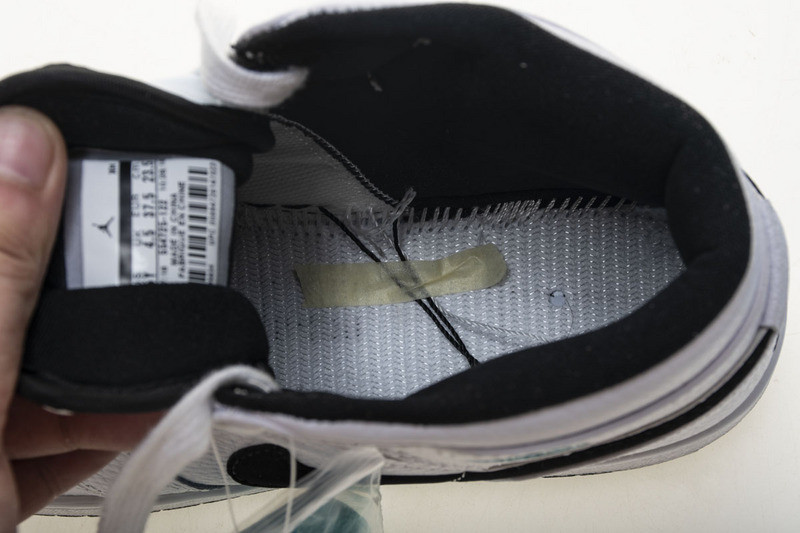 Air Jordan 1 Retro Mid BG "Hyper Jade" 554725-122