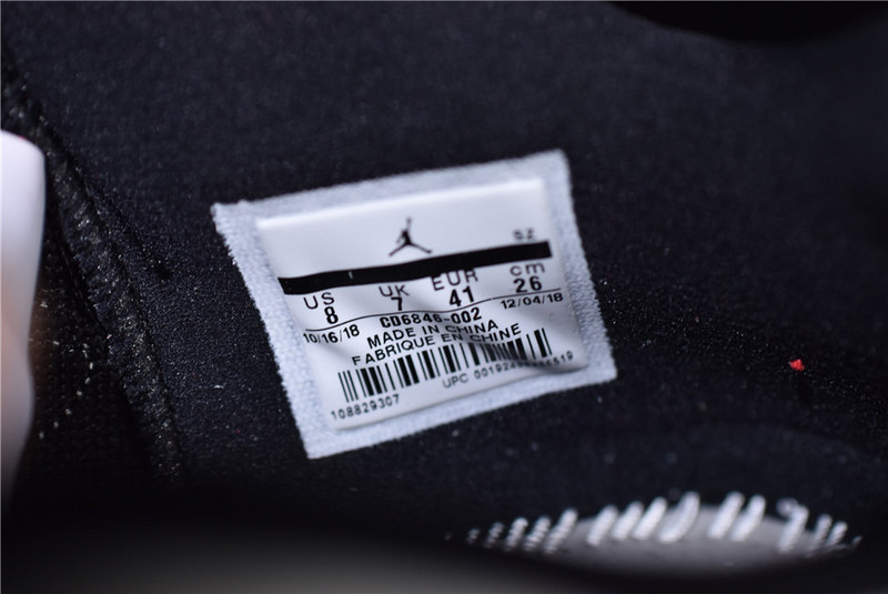 Air Jordan 11 Low SE Snake Light Bone CD6846-002