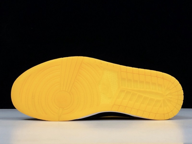 Air Jordan 1 Mid "New Love" 2017 Retro 554724-035