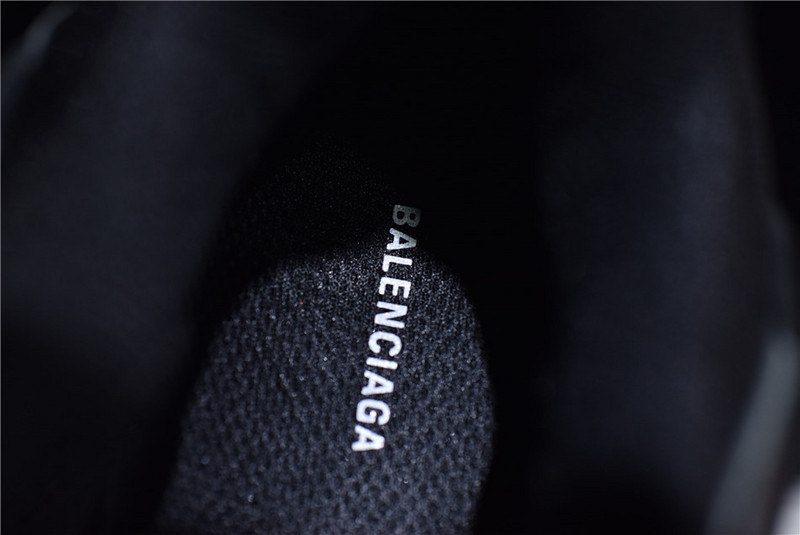 BLCG Triple S Clear Sole Black 541624 W0901 1000