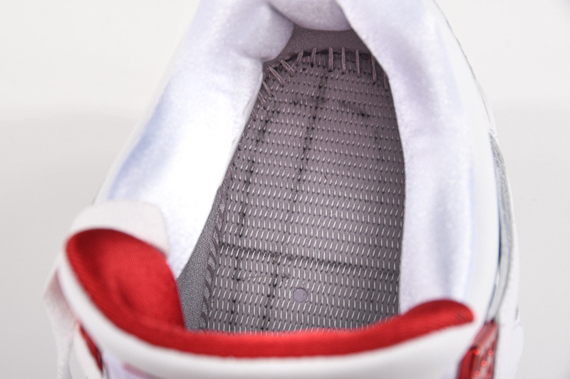 Air Jordan 4 “Red Metallic” CT8527-112