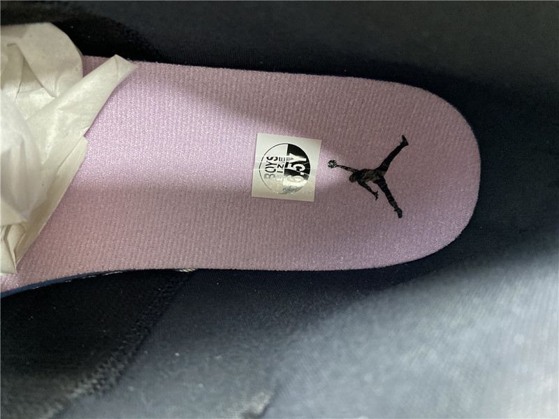 Air Jordan 1 Mid White/Light Arctic Pink-Black 555112-103