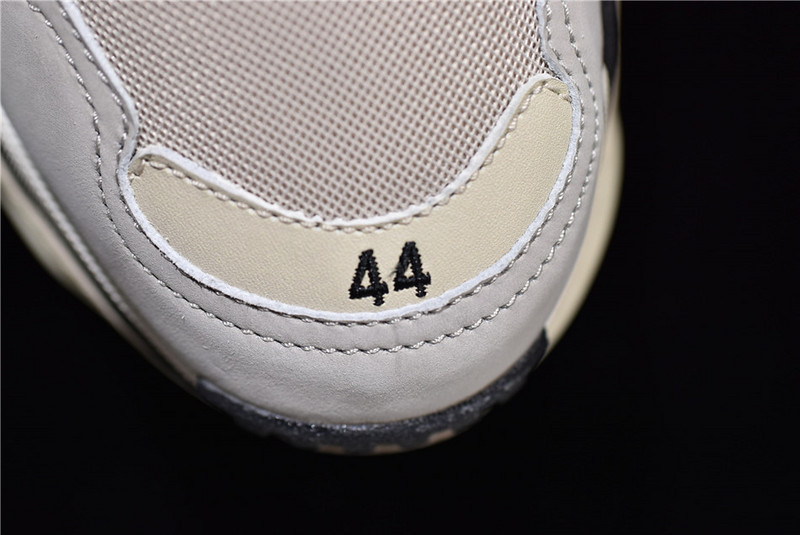 BLCG Triple S 541624 W0901 1900