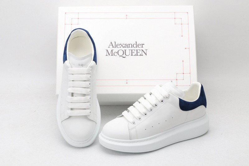 Alexander McQueen Sneakers 587691WHX12K9086