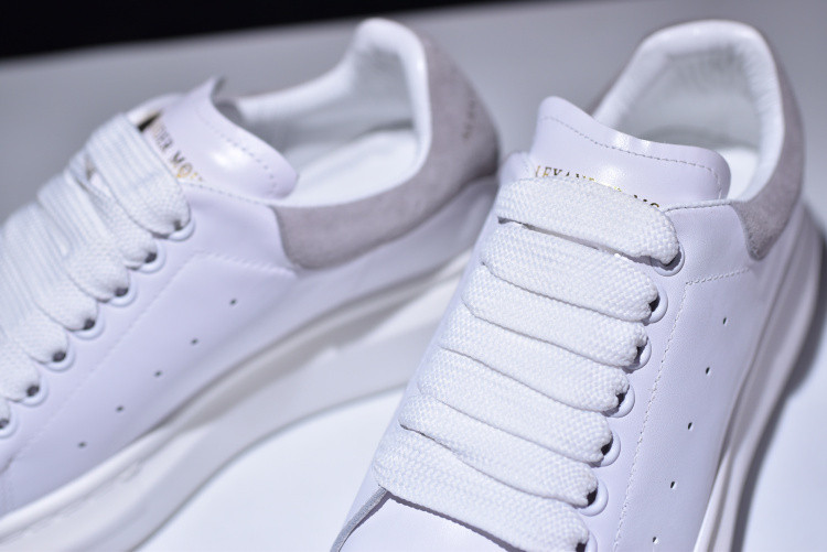 MQ Sneakers 462214-WHGP7-9182