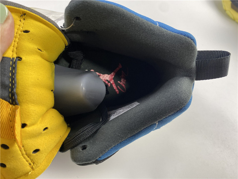 Union x Jordan Delta Mid