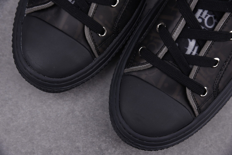 DR B23 High Top Canvas Oblique Black 3SH118YJP_H960