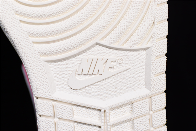 Air Jordan 1 Retro High OG "Phantom" Gym Red 555088-160