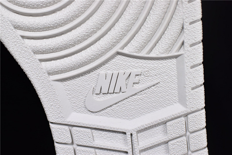 Nike SB x Air Jordan 1 High OG “Light Bone” CD6578-006