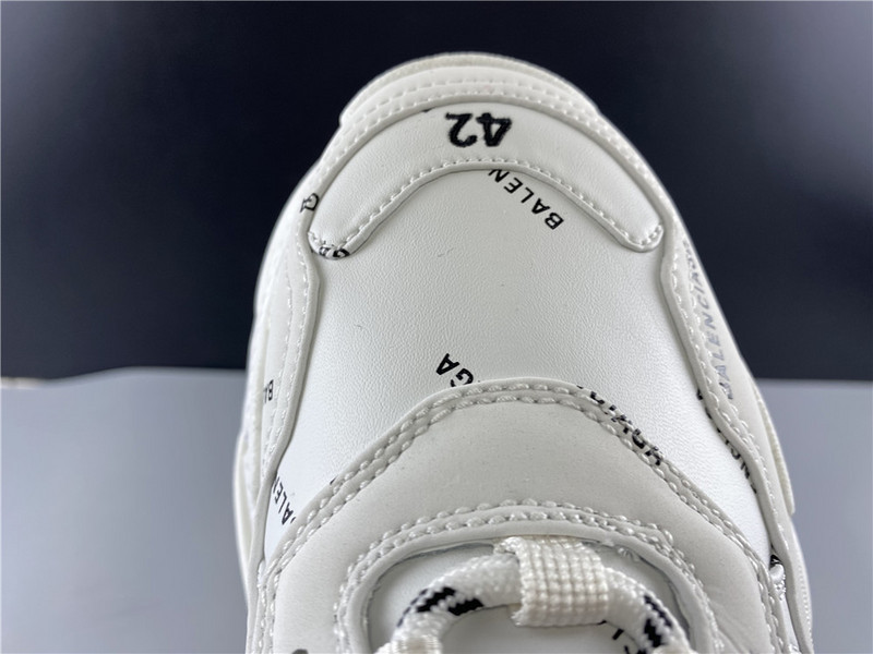 BLCG Triple S 524039-W06E2-2021