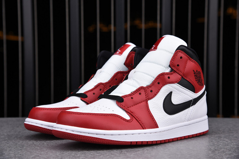 Air Jordan 1 Mid “Chicago” 554724-173