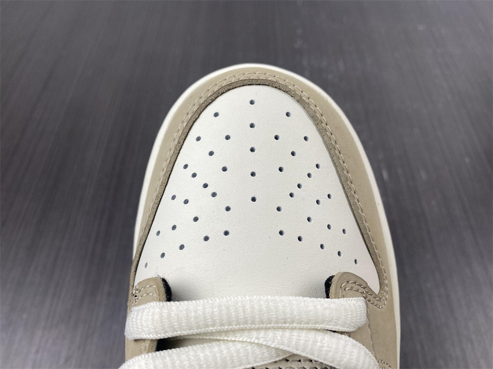 Otomo Katsuhiro x Nike SB Dunk Low Steamboy OST White Brown LF0039-002